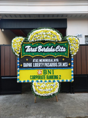 Papan Bunga Duka di Naras Hilir